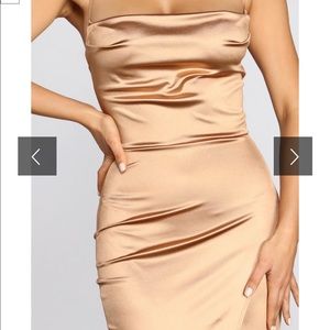 Brand New Never Worn Windsor Midi Dress